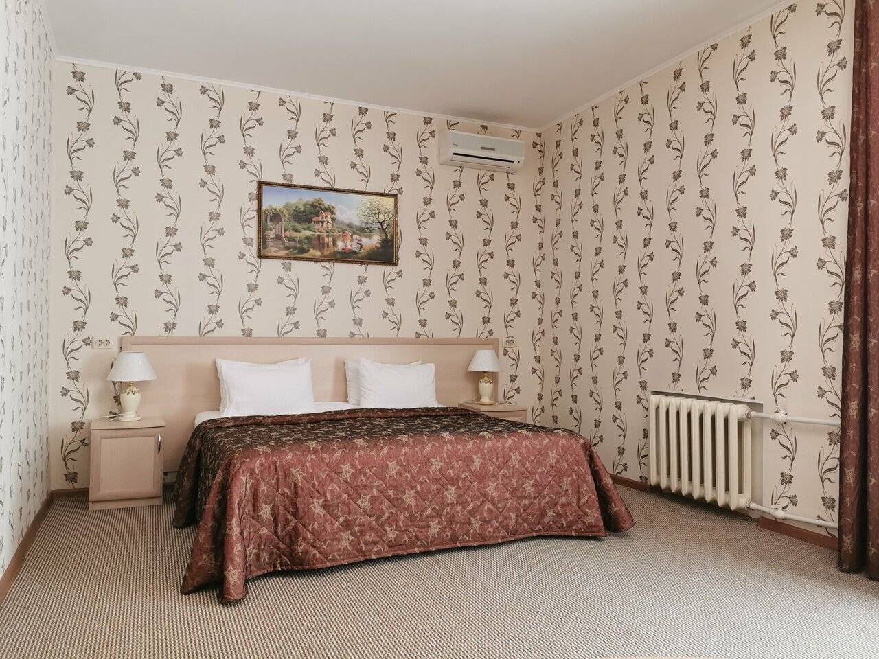 Cемейный номер с собственной ванной комнатой